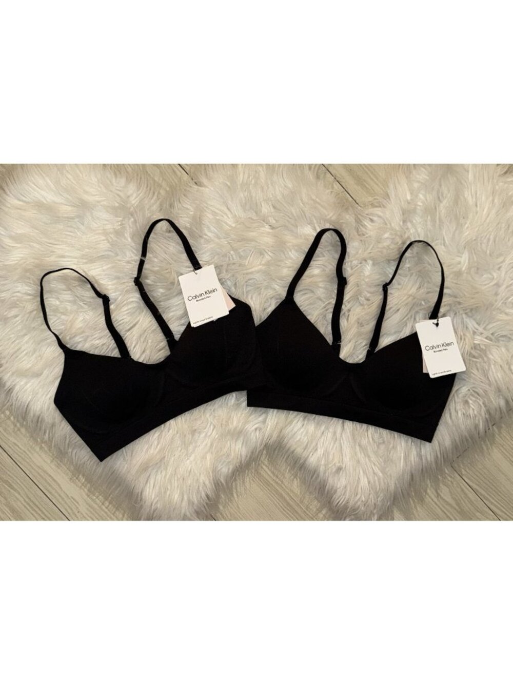2 Calvin Klein Womens Bonded Flex Lightly Lined Bralettes WF XS Black QF6610 New